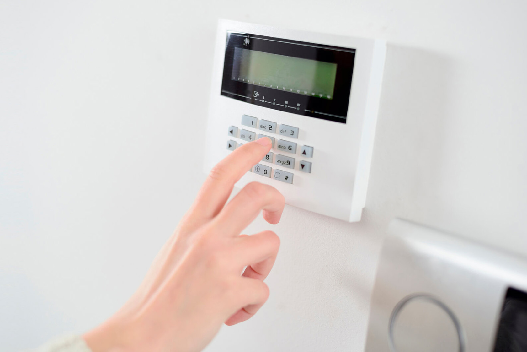 Intruder alarm installation in Dubai
